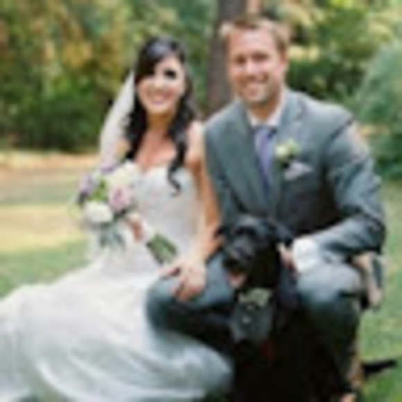 Meet your Posher, Caitlin - Picture 1 of 1